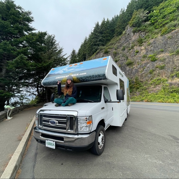 Hey Iโm Jeni ๐โจ๐ - Picture 1 of 13